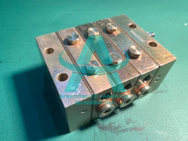 Распределитель смазки на 6 портов 4 отверстия (большой)