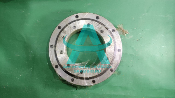 Опорно-поворотный подшипник для бетонораздатчика