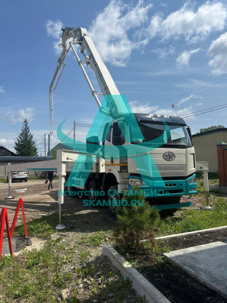 Автобетононасос на шасси Faw j6p-420 с установкой EverBuild